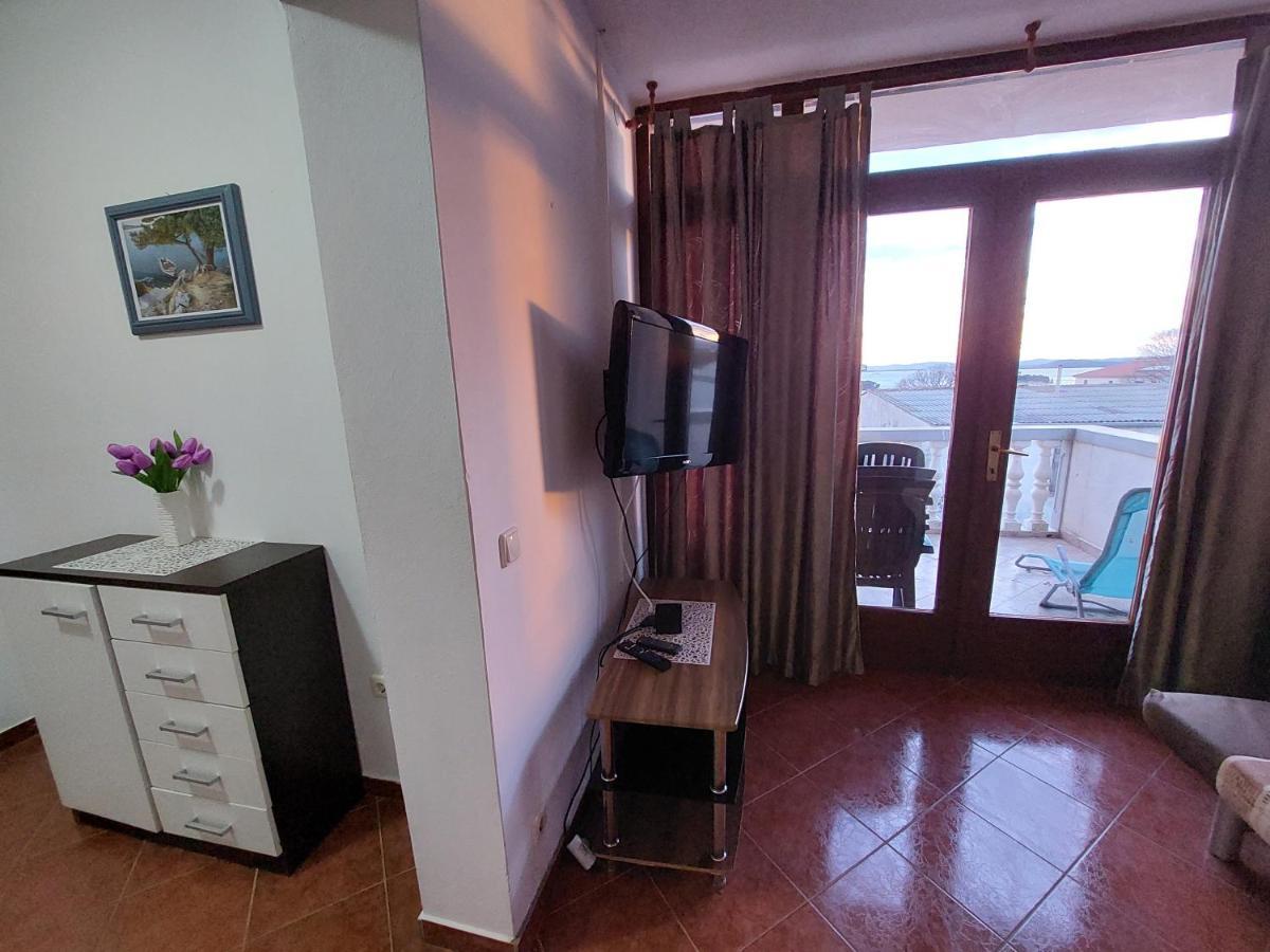 Apartman Vukoja Pakostane Apartment ภายนอก รูปภาพ